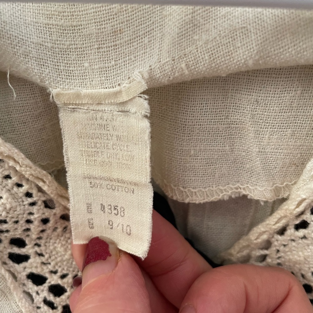 Cottagecore Dress with  Crocheted-Lace Trim - Picture 5 of 6